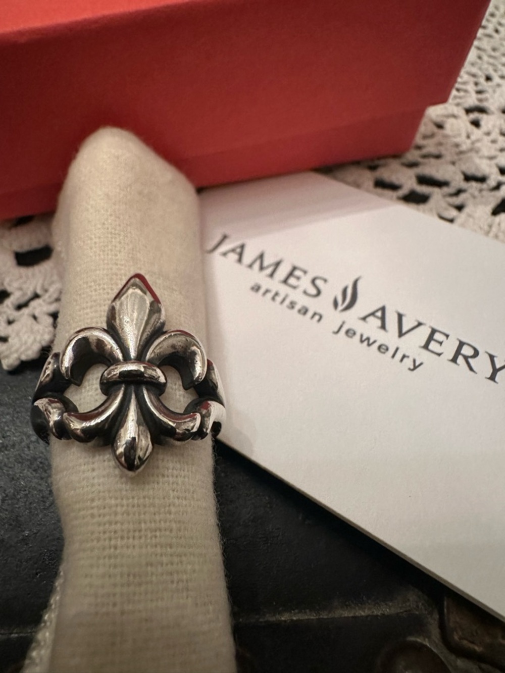 James Avery Retired Sterling Silver Fleur De Lis Ring Size 6.5 / 8 Grams.